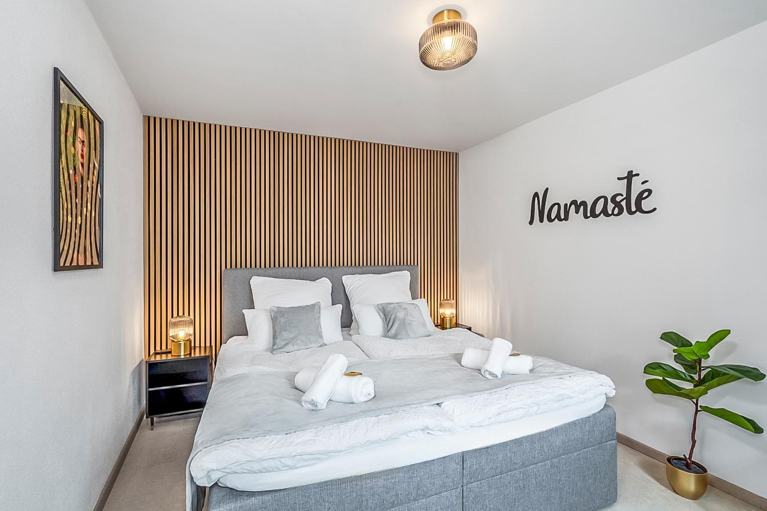 Namaste Homes - Ferienwohnung Mit Dachterrasse Bad Windsheim Eksteriør billede